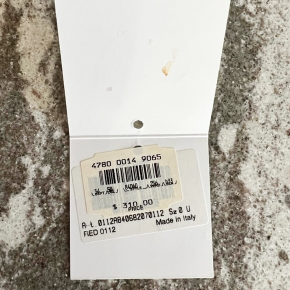 |SOLD| Moschino Couture Polka Dot Clutch w/ Gold Toned Kiss Lock Closure - Picture 6 of 6